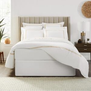 NWT Circa White Twin Bed Skirt Wrap